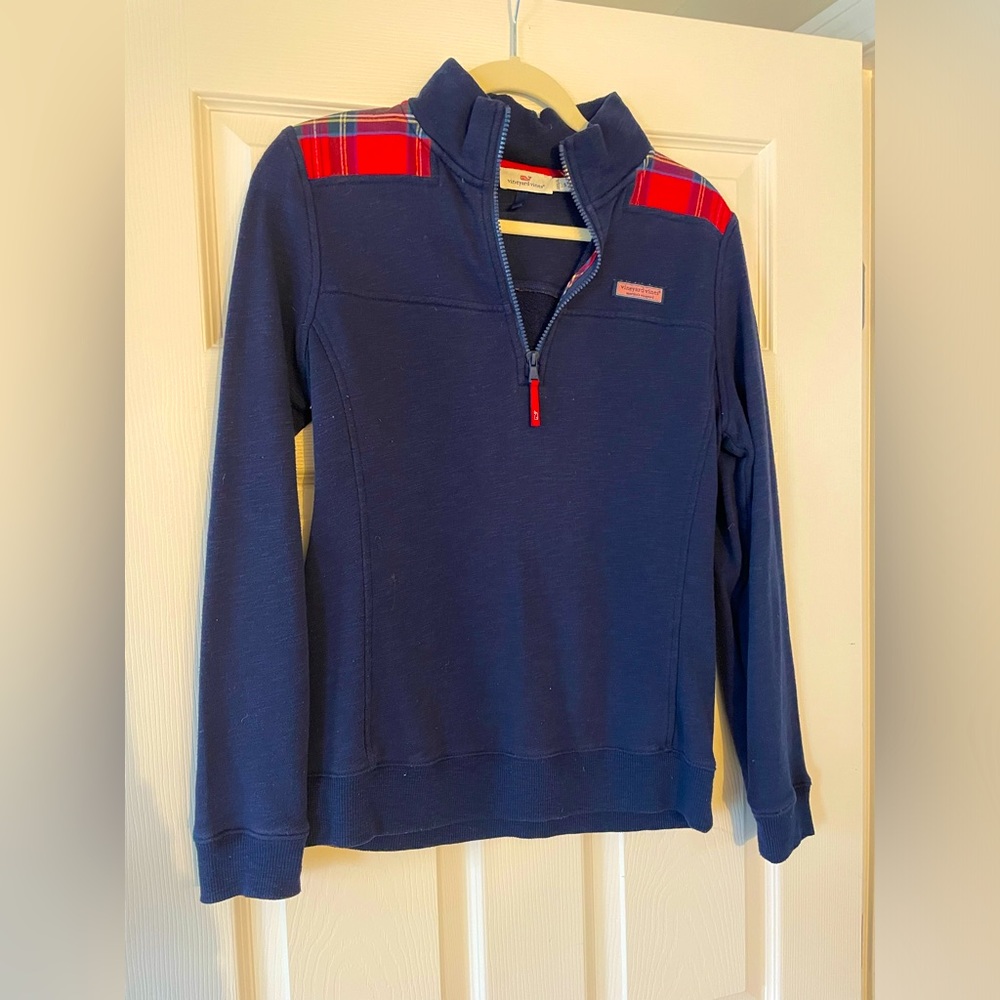 Vineyards vines Shep shirt, navy with plaid detail. Size Small.